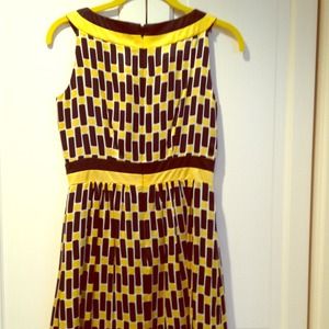 Size 2 Maggie of London dress