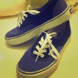 ✨REDUCED✨purple and black classic vans