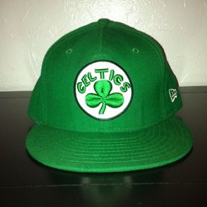 New Era 59/50 size 7 1/2 Boston Celtics hat!