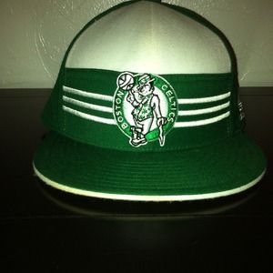 Adidas Boston Celtics fitted hat. Size 7 3/8.
