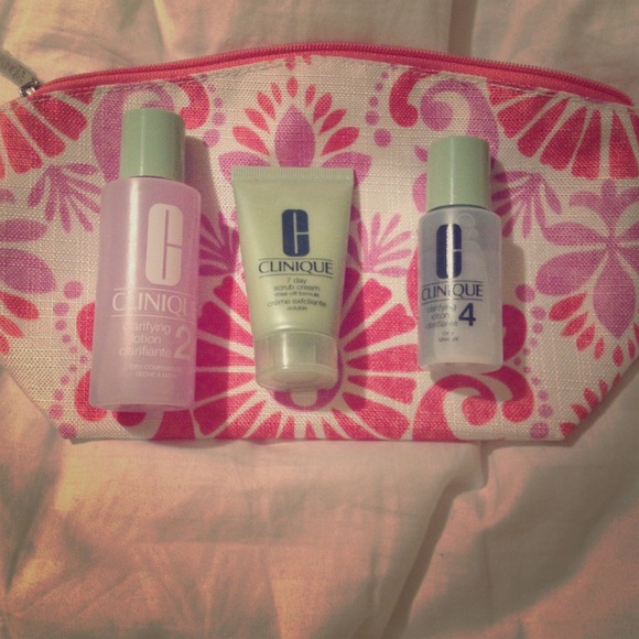 Clinique bundle.
