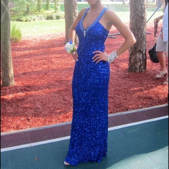 Prom Dress ❗SOLD❗ - Picture 2 of 3