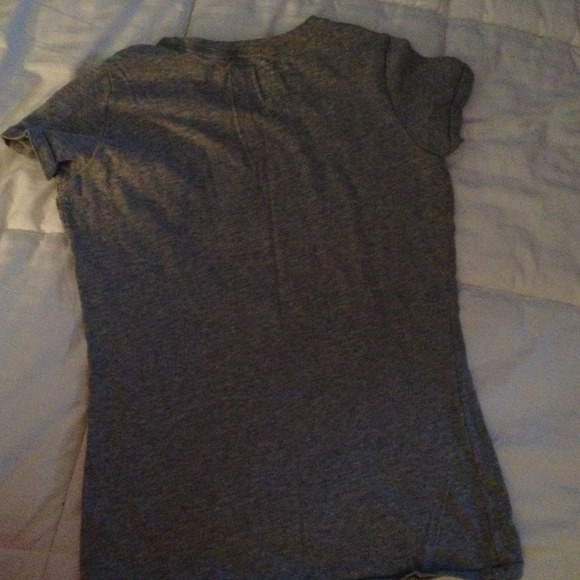 Abercrombie & Fitch tee - Picture 3 of 3