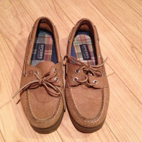 women's sperry boat shoes