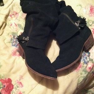 Black suede boots wonen