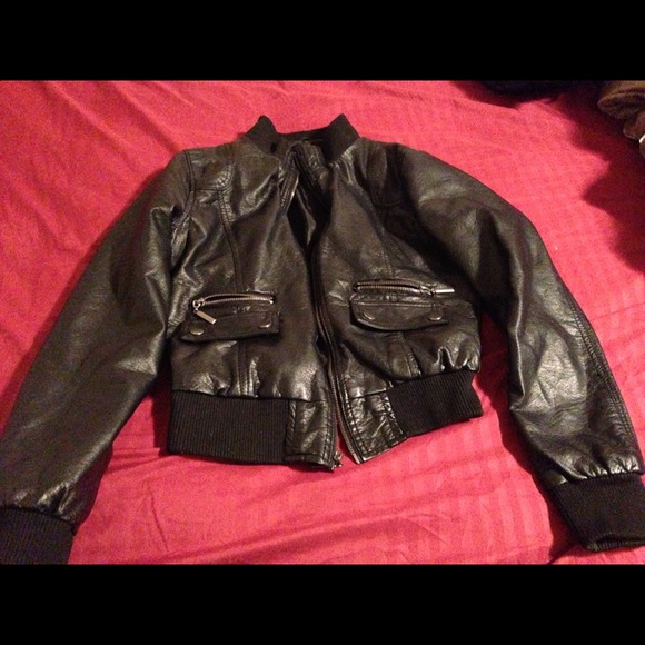 🚫SOLD🚫New look jacket
