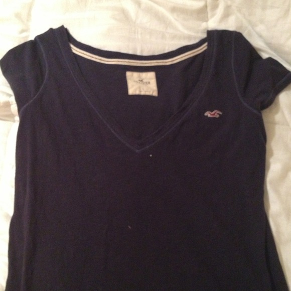 Hollister v-neck