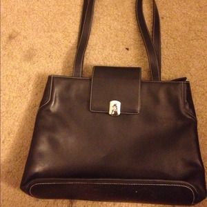 ⭕REDUCED⭕ Authentic Ralph Lauren Purse Black
