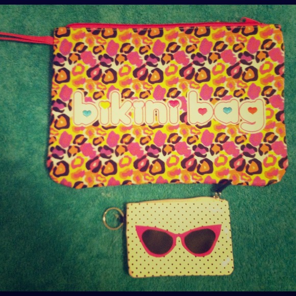 Bundle for @caffinebeauty 😊 cute bikini bag 👙