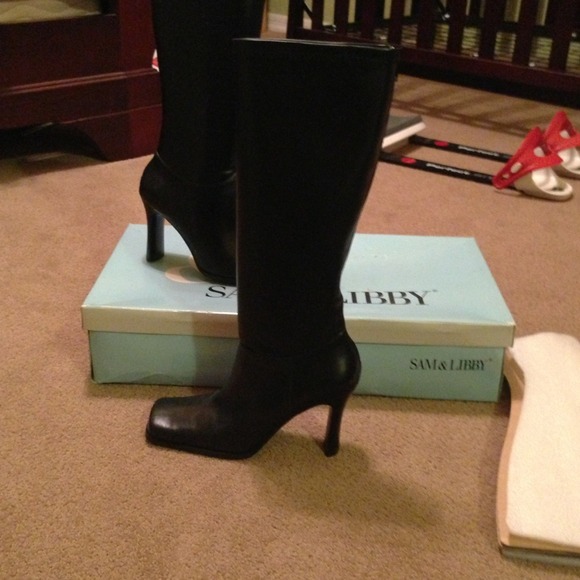 ✨🎉ON SALE!!🎉✨Sam & Libby Knee High Boots. - Picture 3 of 4