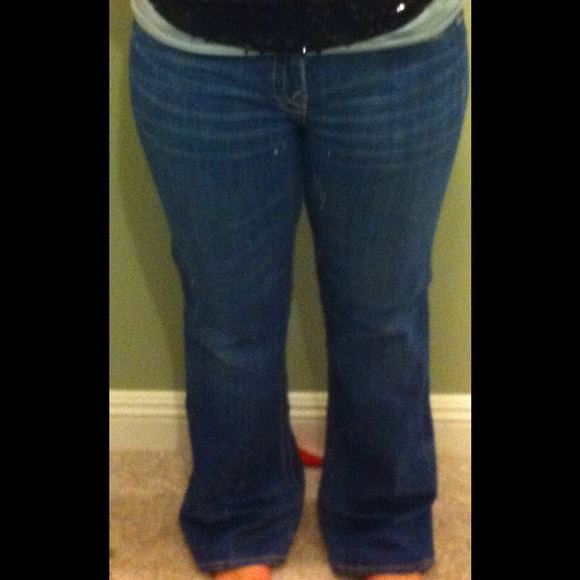 Kut Jeans Size 34 ( fit a size 14 perfect!)