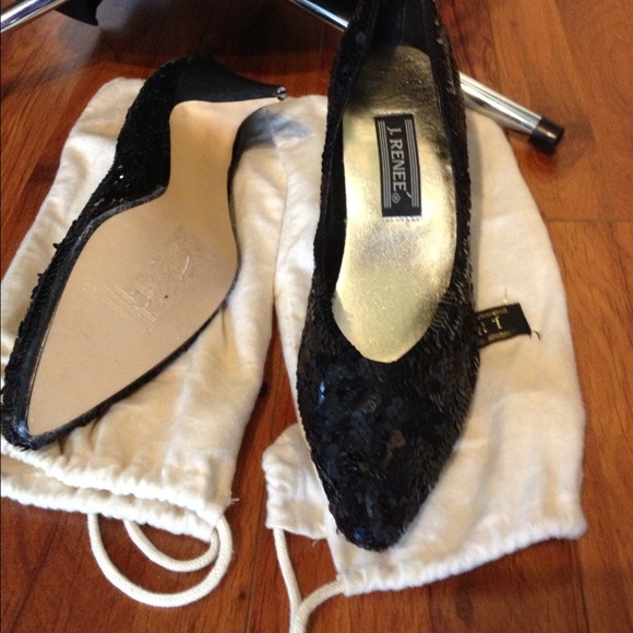Black beads shoes