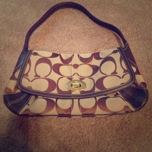 AUTHENTIC Coach purse