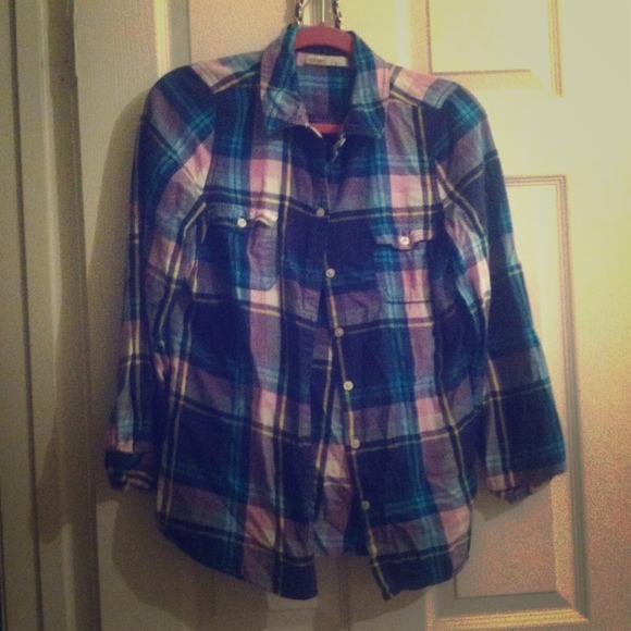 Traded⛔⛔⛔⛔⛔⛔Plaid flannel shirt