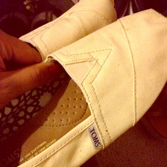 💢SOLD💢Beige Glitter Toms💗💗 for Madenparis