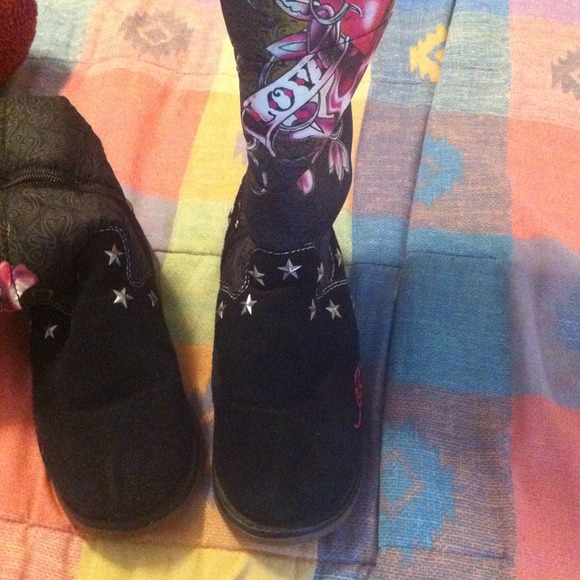 Ed Hardy snow boots