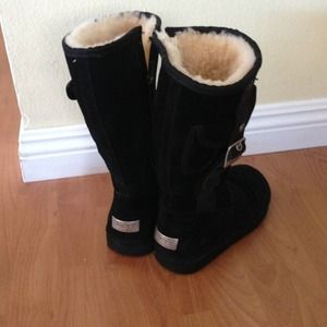 Ugg black boots size 5