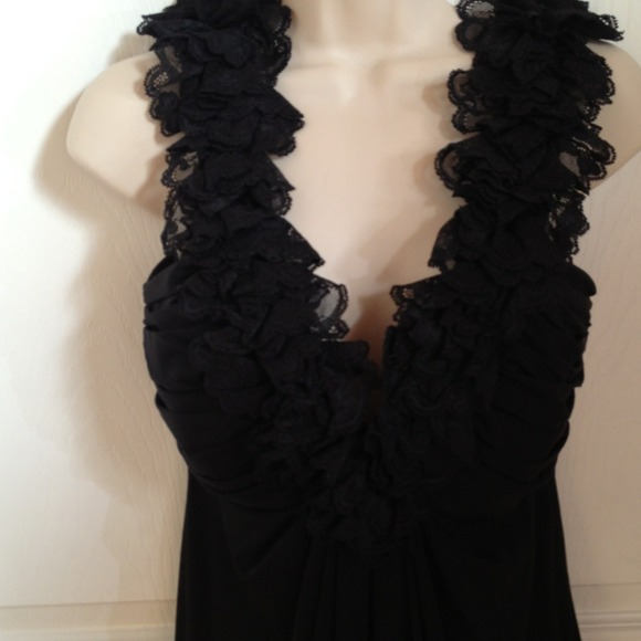 ✂️50%off✂️Maggy London Dress. - Picture 2 of 4