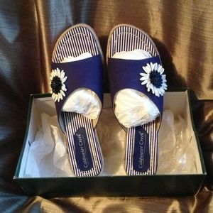 Coldwater Creek Canvas Wedges