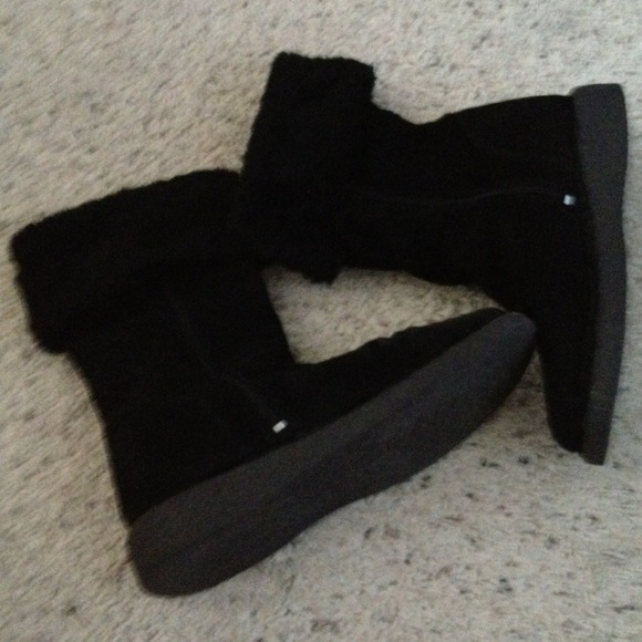 black suede boots size 8 - Picture 4 of 4