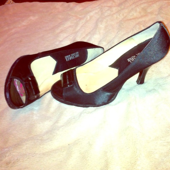 Michael Kors black peep toe pumps reduced