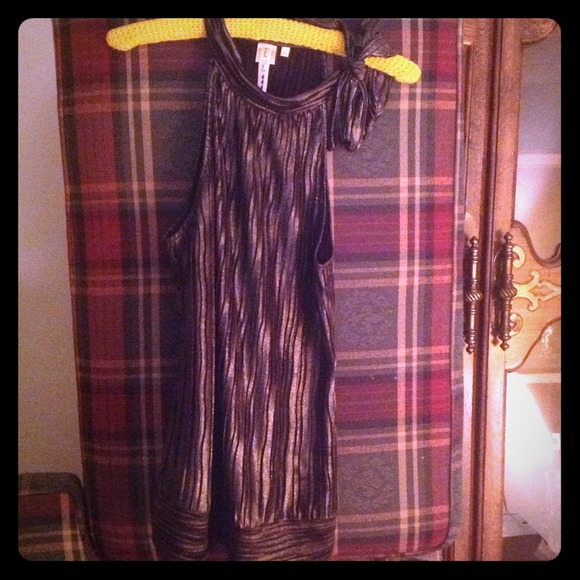 Gorgeous shirt for a sexy date or girls night out