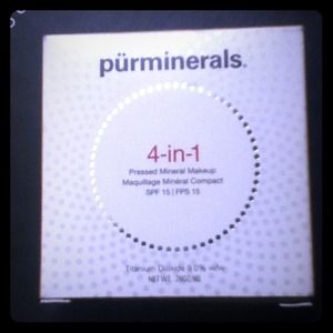 Pur minerals and bare minerals products bundled