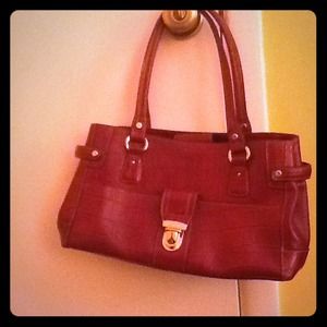 Liz claiborne purse given as gift never used