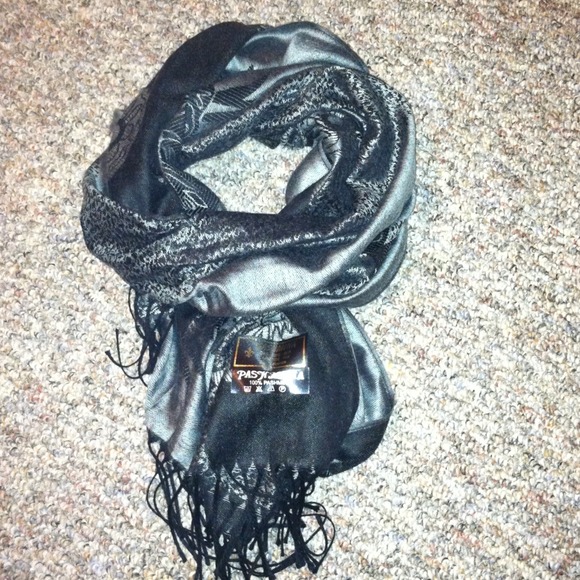 100% Pashmina Scarf from Italy