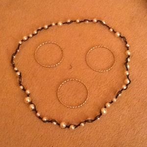 Necklace & 3braclets