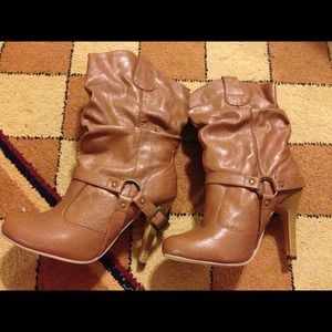 Brown boots
