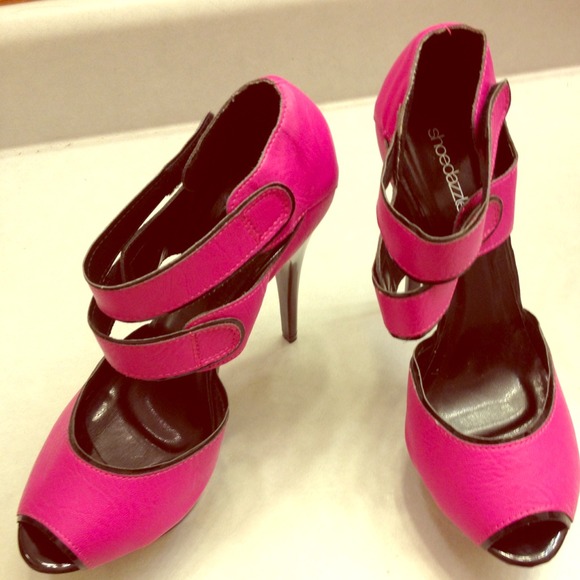Women's pink and black heels
