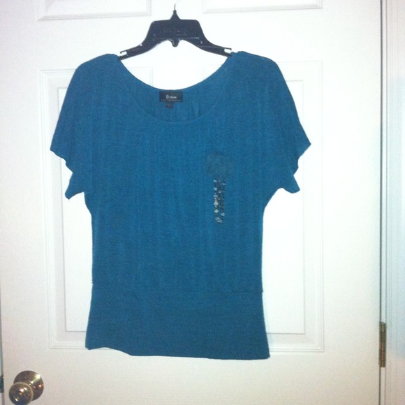 Very very cute top!!