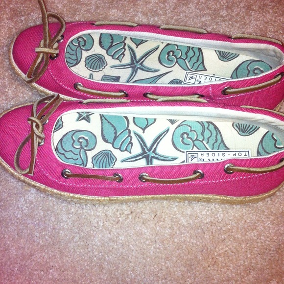 Sold in bundle. - Picture 4 of 4