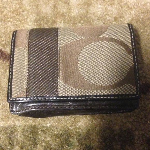 Authentic coach wallet - Picture 2 of 4