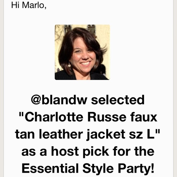 SOLD!!!! 🎉 HP 🎉Charlotte Russe faux - Picture 4 of 4