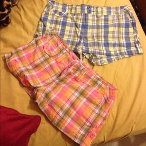 Bundle Plaid shorts
