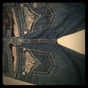 🌟🌟LOOKING FOR THESE MISS ME JEANS!🌟🌟