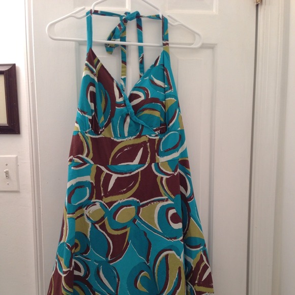 Fun dress :) flowy halter dress