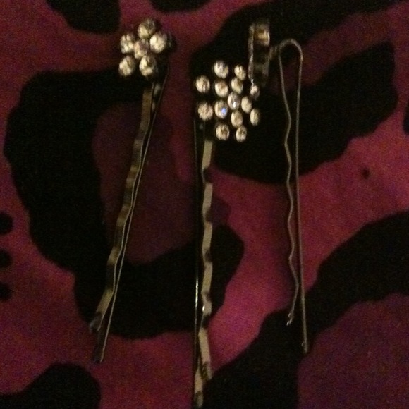 Bobby pins