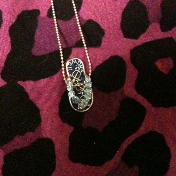 Necklace - Picture 1 of 1