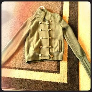 Military styled green sweater AE