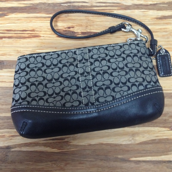 Coach wristlet Black