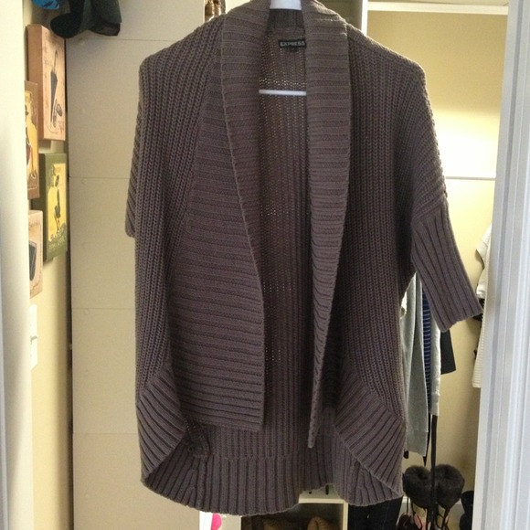 *Bundled* Express sweater