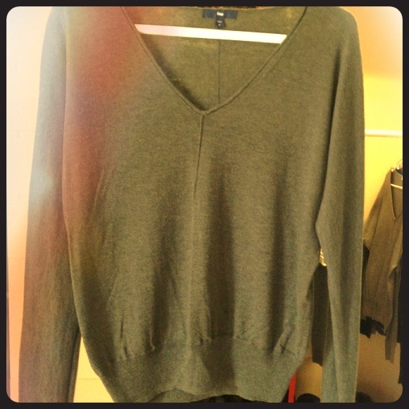 Gap batwing sweater