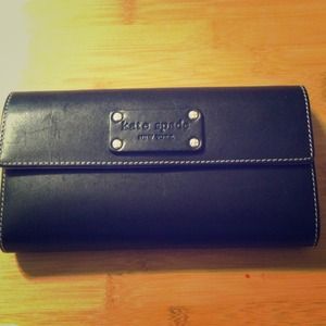 Black leather Kate Spade wallet REDUCED