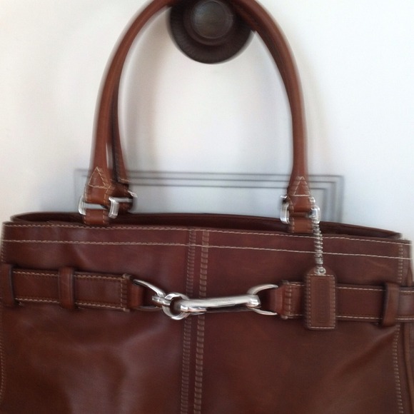 Coach purse - Picture 1 of 4