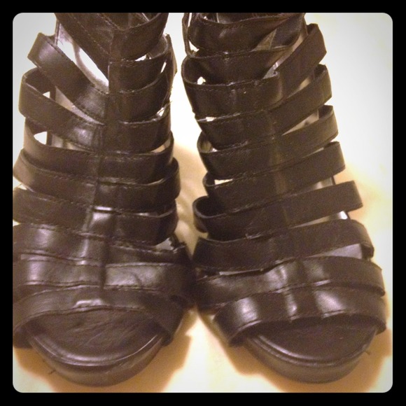 Women's Black F24 2-4 inch heels