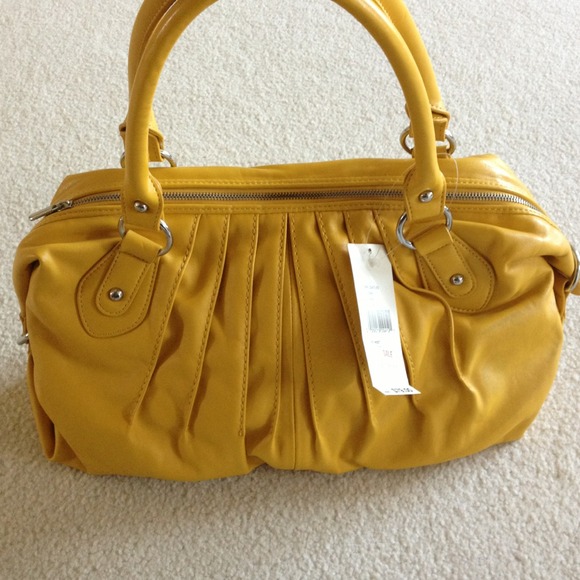 👌👌SOLD!!!👛👛 Yellow Nine West Handbag