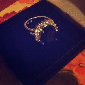 Kate Middleton Sapphire engagement ring replica